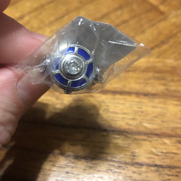 🆕 Super Cool Robot type ring - Picture 5 of 8